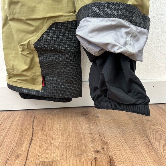 Women’s Trew chariot bib size L - Picture 3 of 5